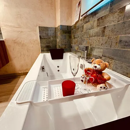 Cherry Jacuzzi Apartamento *