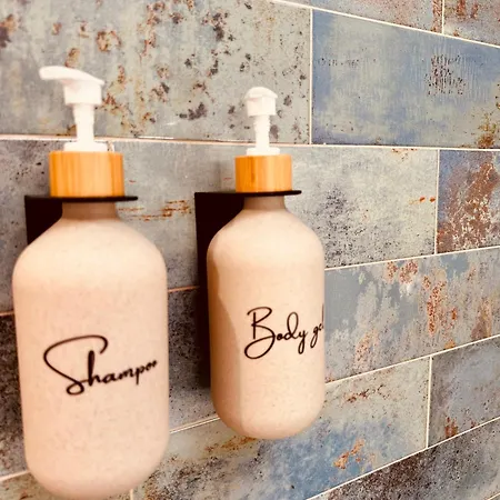 아파트 Cherry Jacuzzi *