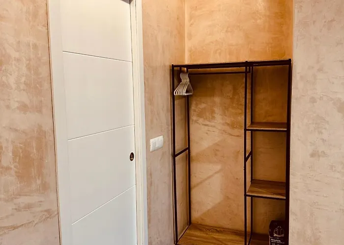 Cherry Jacuzzi 론다