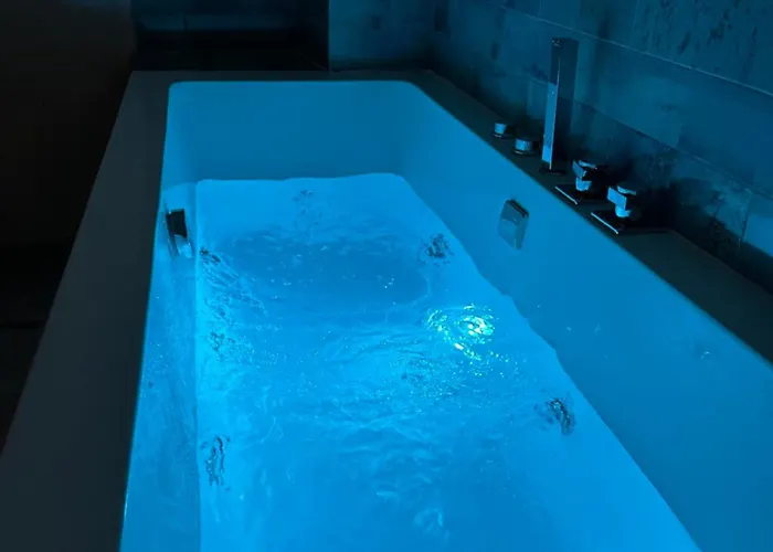 Cherry Jacuzzi 아파트